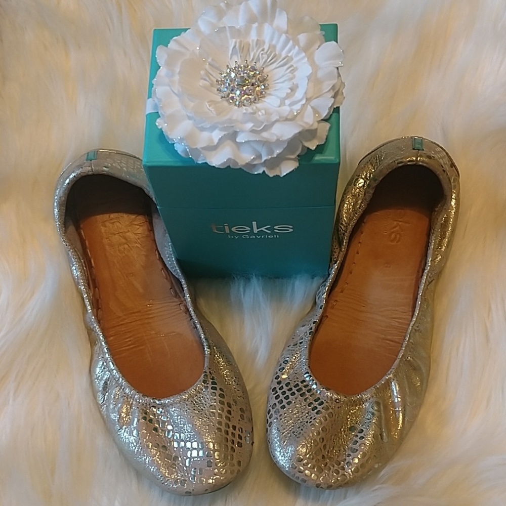 Tieks "Romantic Blush" EUC size 8 flats
